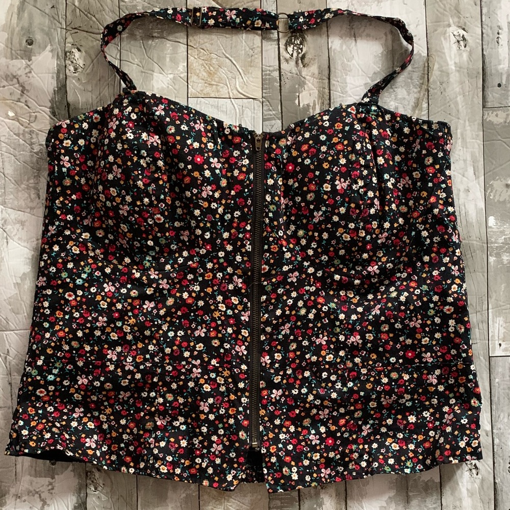 American Rag floral Bodice top.